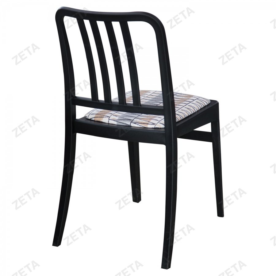 Стул пластиковый "Джеф" с мягким элементом (чёрный)